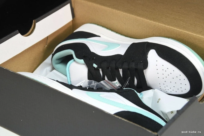 Jordan Island Air Low CQ9828-131 Green 1 0823